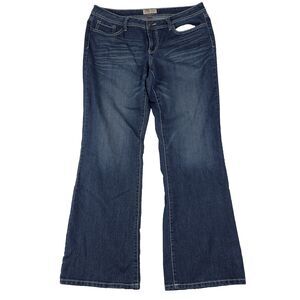 L.E.I. Bridget Curvy Bootcut Jeans Junior Size 17 Long Mid Rise Flap Pockets EUC